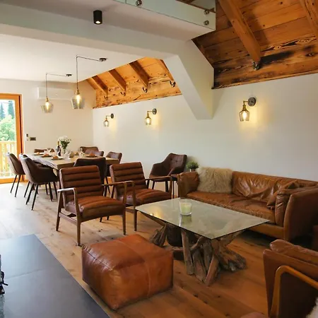 ヴィラ The Premium Luxury Retreat