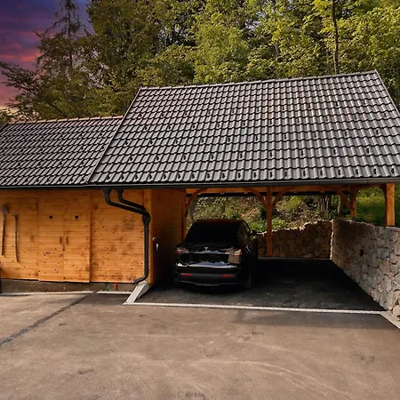 The Premium Luxury Retreat * Bled